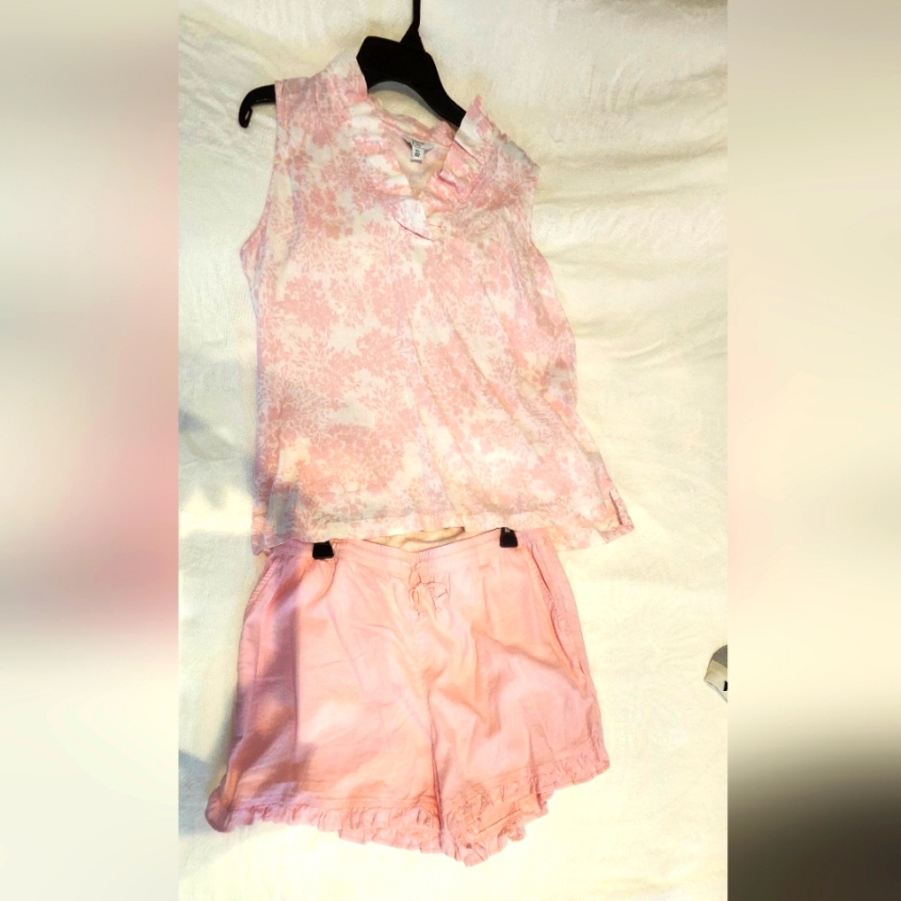 Crown&Ivy Linen Blouse and Shorts Set